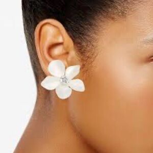 Nine West Elegant White Floral Post Earrings